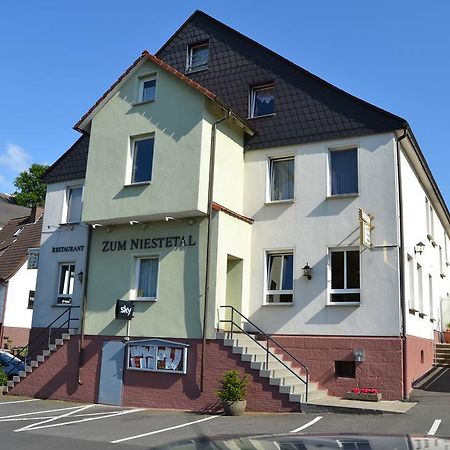 Landhotel Zum Niestetal Extérieur photo