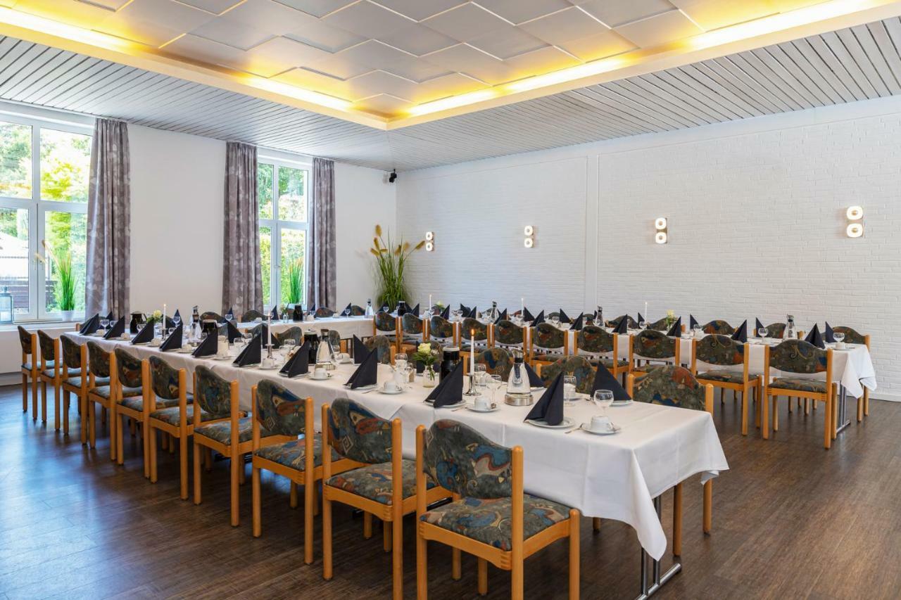 Landhotel Zum Niestetal Extérieur photo